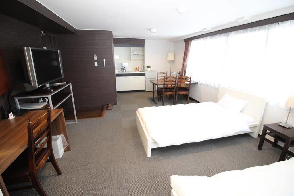 Hotel Chrysantheme كيوتو المظهر الخارجي الصورة